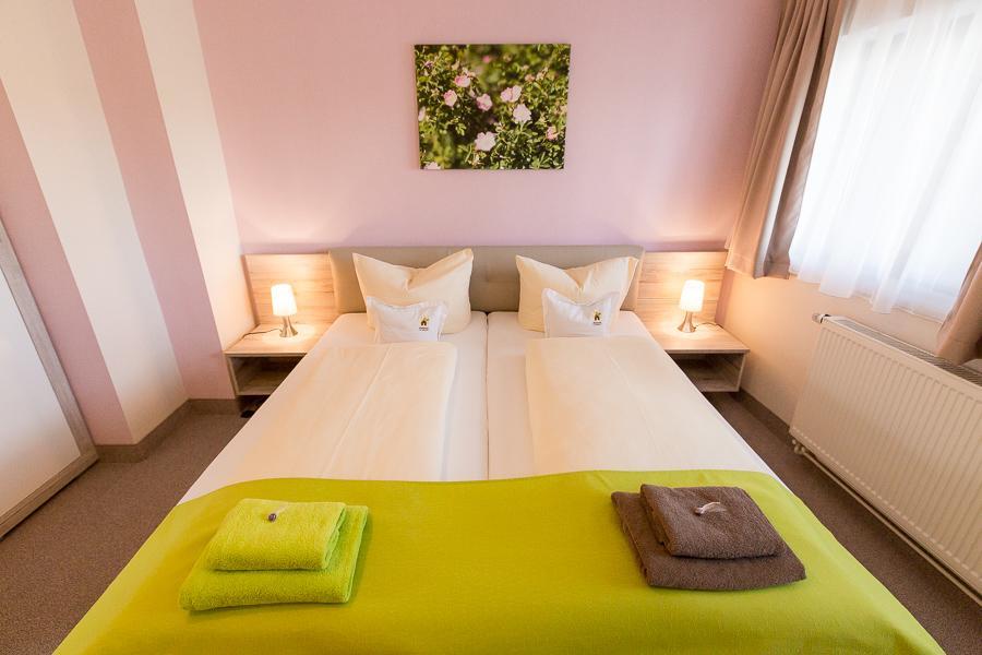 Kraeuterhotel Garni Zur Klostergrotte Nohra  Zewnętrze zdjęcie
