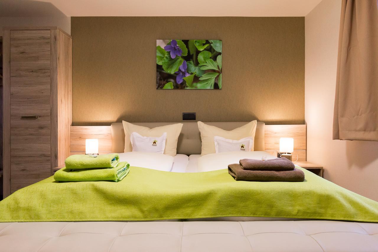 Kraeuterhotel Garni Zur Klostergrotte Nohra  Zewnętrze zdjęcie
