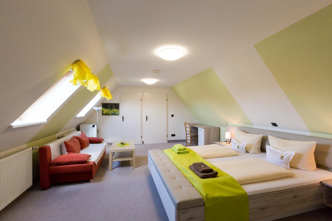 Kraeuterhotel Garni Zur Klostergrotte Nohra  Zewnętrze zdjęcie